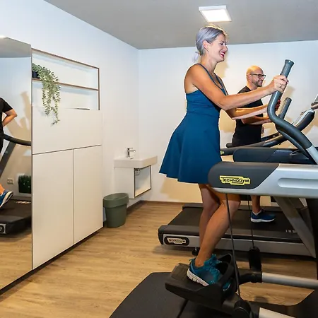 Schlafraum Weng-contactless Check-in Hotel Weng im Innkreis