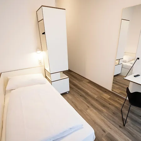 Hotel Schlafraum Weng-contactless Check-in