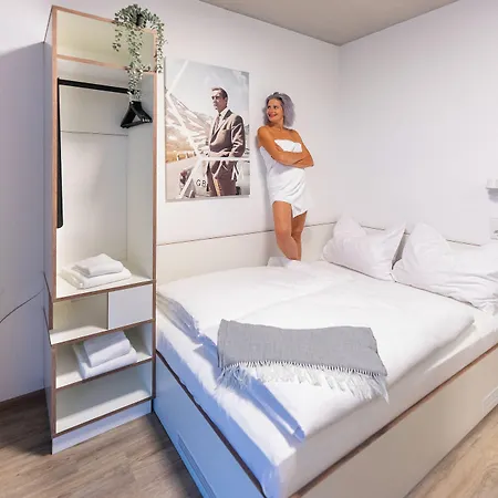 Schlafraum Weng-dein Smartes Hotel-contactless Check-in Hotel