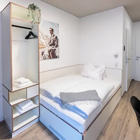 Schlafraum Weng-dein Smartes Hotel-contactless Check-in Hotel *
